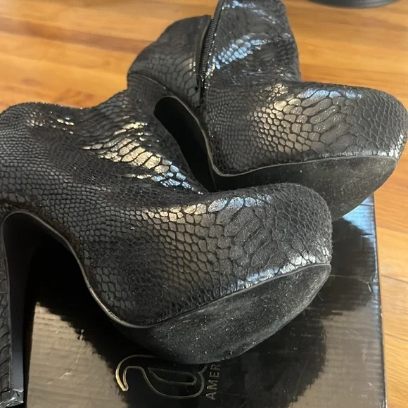 A.X.N.Y American Exchange New York Black Snakeskin Platform Bootie…Sz 10 - Picture 10 of 15